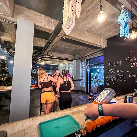 Bodega Chiang Mai Hostel ภายนอก รูปภาพ